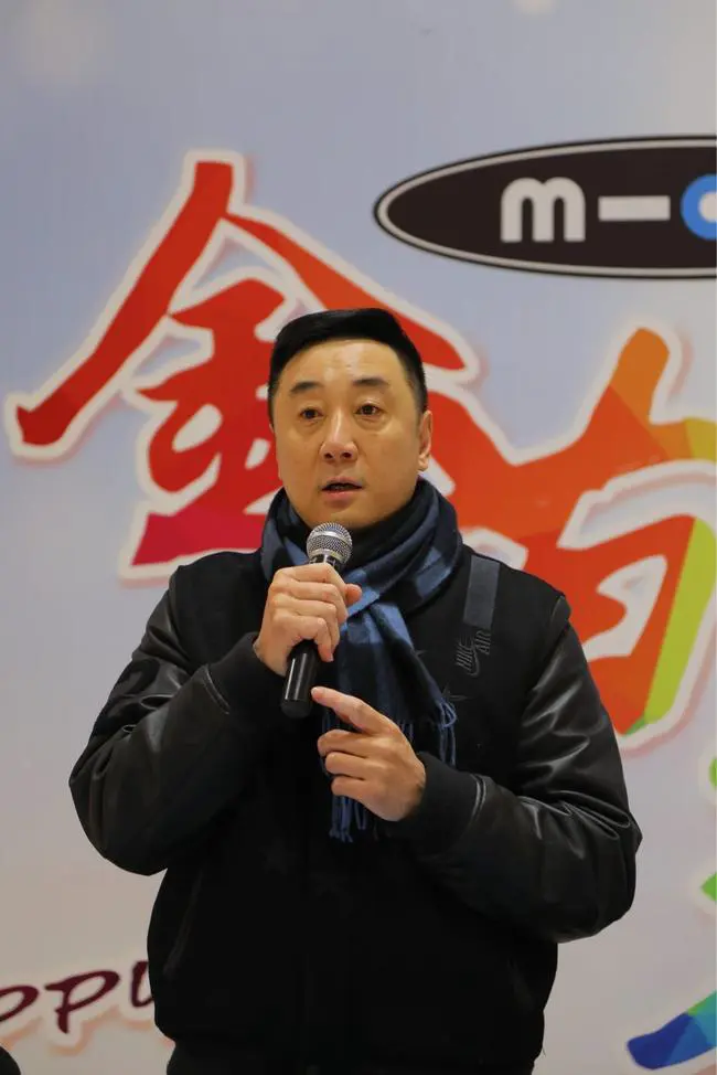 刻苦训练篮球时如何避免受伤的建议_0